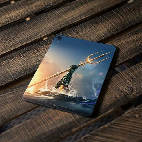 DC Comics Aquaman Movie Poster Trident Apple iPad Pro Skin