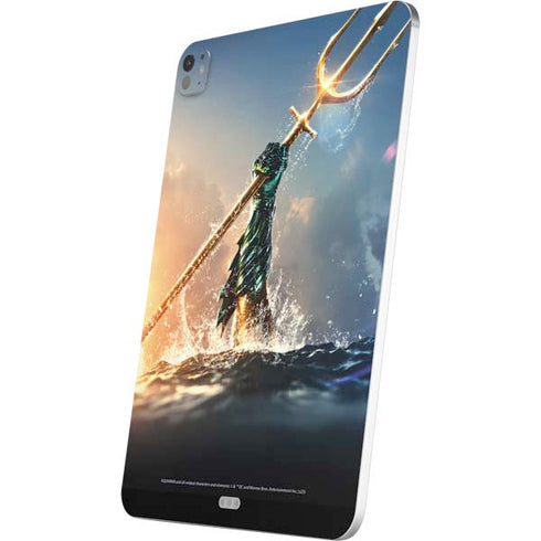 DC Comics Aquaman Movie Poster Trident iPad Pro 13in M4 (2024) Skin