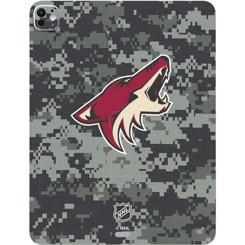 NHL Arizona Coyotes Camo iPad Pro 13in M4 (2024) Skin