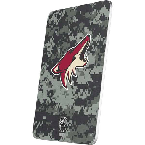 NHL Arizona Coyotes Camo iPad Pro 13in M4 (2024) Skin