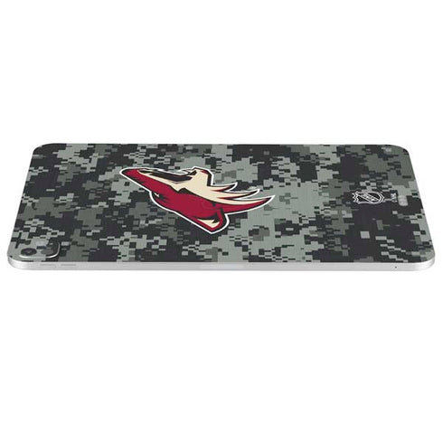 NHL Arizona Coyotes Camo iPad Pro 13in M4 (2024) Skin