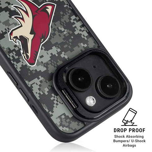 NHL Arizona Coyotes Camo iPhone 15 Kickstand Case