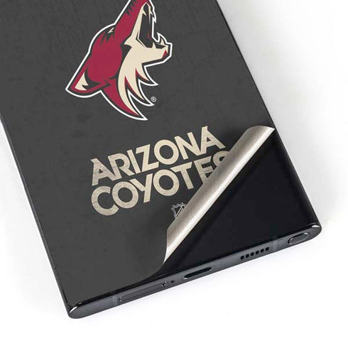NHL Arizona Coyotes Distressed Galaxy S24 Ultra Skin