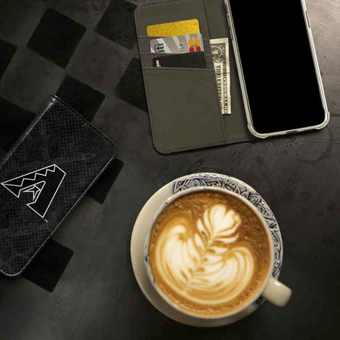 MLB Arizona Diamondbacks Dark Wash iPhone 15 Folio Case