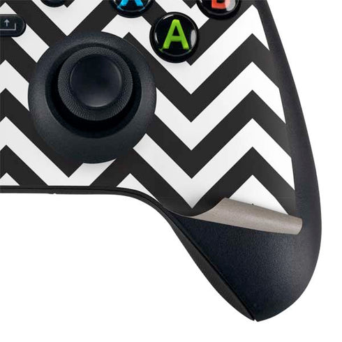 University of Arkansas-Fayetteville Chevron Print Xbox Series X Bundle Skin