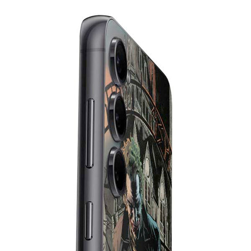 DC Comics The Joker Walking Dark Grounds Comic Art By Lee Bermejo Galaxy S25 Skin