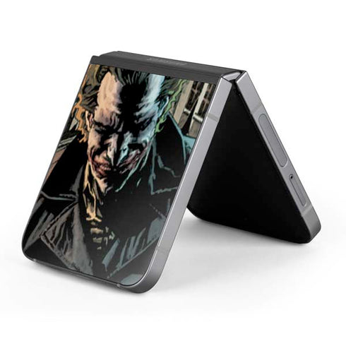 DC Comics The Joker Walking Dark Grounds Comic Art By Lee Bermejo Galaxy Z Flip6 Skin