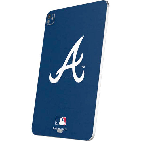 MLB Atlanta Braves - Solid Distressed iPad Pro 13in M4 (2024) Skin