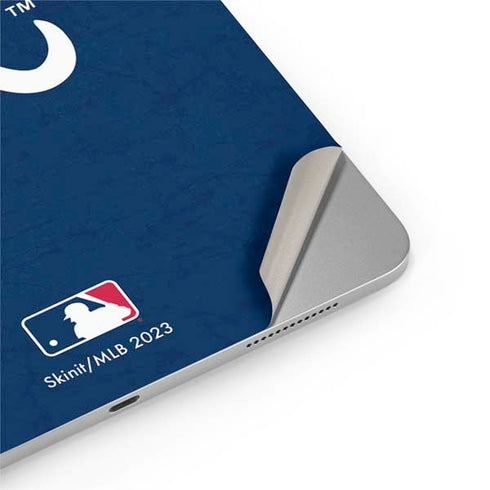 MLB Atlanta Braves - Solid Distressed iPad Pro 13in M4 (2024) Skin