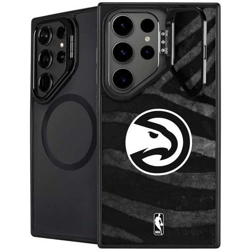NBA Atlanta Hawks Black Animal Print Galaxy S26 Ultra Kickstand Case