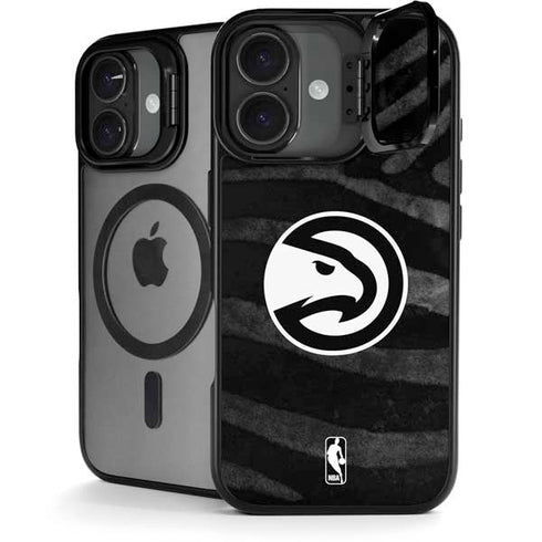 NBA Atlanta Hawks Black Animal Print iPhone 17 Kickstand Case