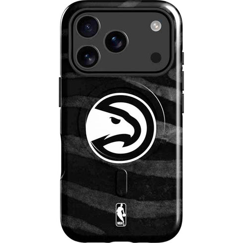 NBA Atlanta Hawks Black Animal Print iPhone 17 Pro Magsafe Impact Case