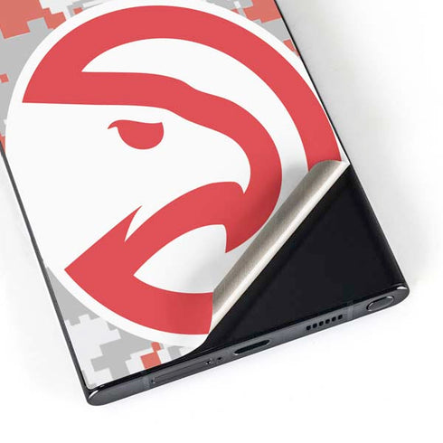 NBA Atlanta Hawks Digi Camo Galaxy S25 Ultra Skin