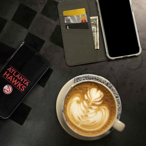 NBA Atlanta Hawks Standard - Black iPhone 15 Pro Max Folio Case