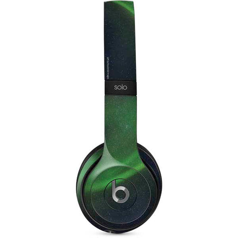 StockTrek Aurora Borealis Dances Above the Arctic Ocean Beats Solo 2 Wired Skin