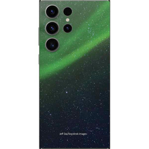 StockTrek Aurora Borealis Dances Above the Arctic Ocean Galaxy S24 Ultra Skin