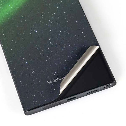 StockTrek Aurora Borealis Dances Above the Arctic Ocean Galaxy S25 Ultra Skin