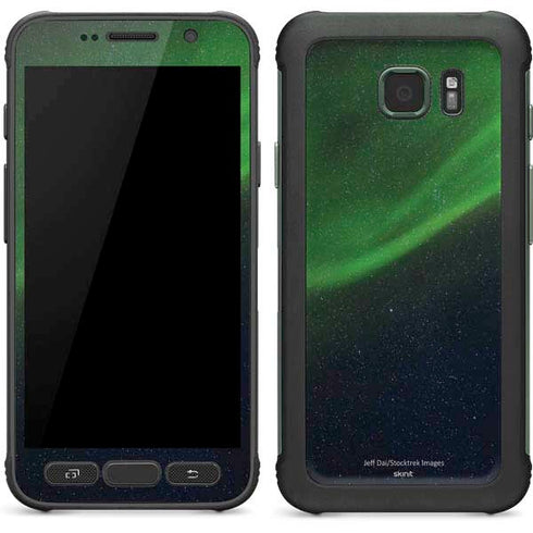 StockTrek Aurora Borealis Dances Above the Arctic Ocean Galaxy S7 Active Skin