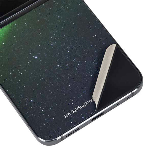 StockTrek Aurora Borealis Dances Above the Arctic Ocean Galaxy Z Flip5 5G Skin
