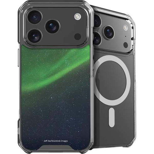 StockTrek Aurora Borealis Dances Above the Arctic Ocean iPhone 18 Pro Max MagSafe Case