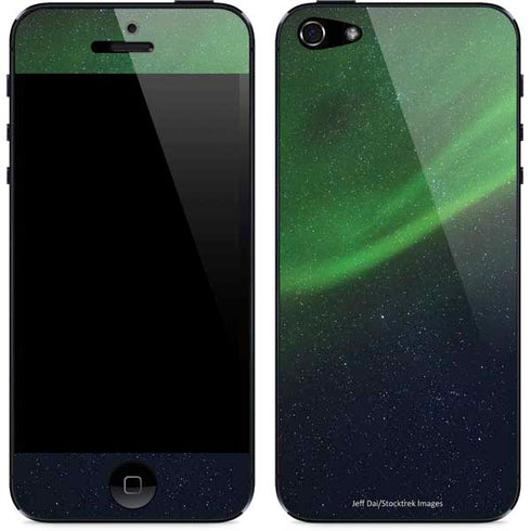 StockTrek Aurora Borealis Dances Above the Arctic Ocean iPhone 5/5s/5SE Skin