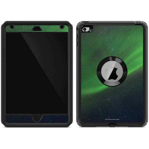 StockTrek Aurora Borealis Dances Above the Arctic Ocean Otterbox Defender iPad Skin