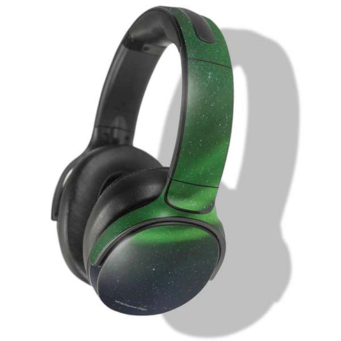 StockTrek Aurora Borealis Dances Above the Arctic Ocean Skullcandy Venue Skin