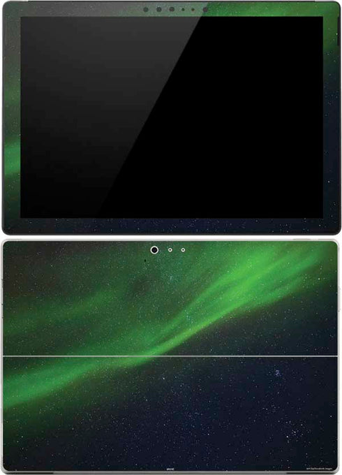 StockTrek Aurora Borealis Dances Above the Arctic Ocean Surface Pro (2017) Skin