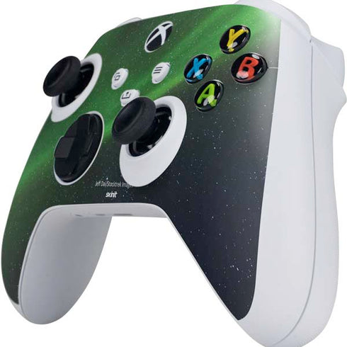 StockTrek Aurora Borealis Dances Above the Arctic Ocean Xbox Series S Controller Skin