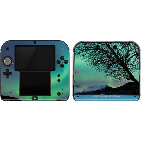 StockTrek Aurora Borealis over a lake in Norway Nintendo 2DS Skin