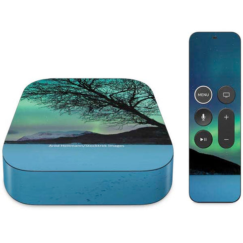 StockTrek Aurora Borealis over a lake in Norway Apple TV Skin
