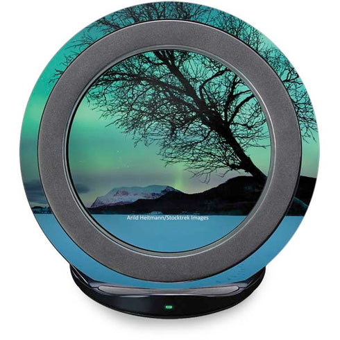StockTrek Aurora Borealis over a lake in Norway Fast Charge Wireless Charging Stand Skin