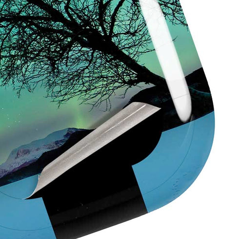 StockTrek Aurora Borealis over a lake in Norway Galaxy Buds Live Skin