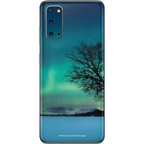 StockTrek Aurora Borealis over a lake in Norway Galaxy S20 Skin