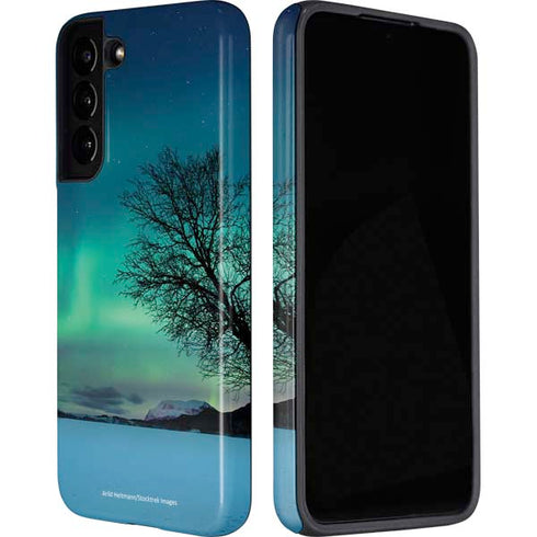 StockTrek Aurora Borealis over a lake in Norway Galaxy S22 Pro Case