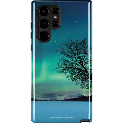 StockTrek Aurora Borealis over a lake in Norway Galaxy S22 Ultra Pro Case