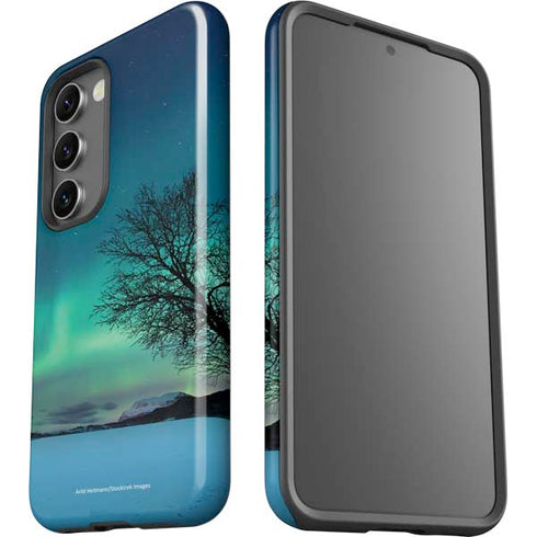 StockTrek Aurora Borealis over a lake in Norway Galaxy S23 Plus Pro Case