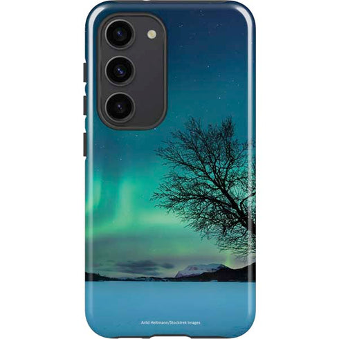 StockTrek Aurora Borealis over a lake in Norway Galaxy S23 Pro Case