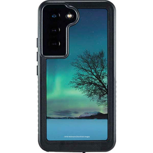 StockTrek Aurora Borealis over a lake in Norway Galaxy S23 Waterproof Case