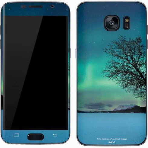 StockTrek Aurora Borealis over a lake in Norway Galaxy S7 Skin