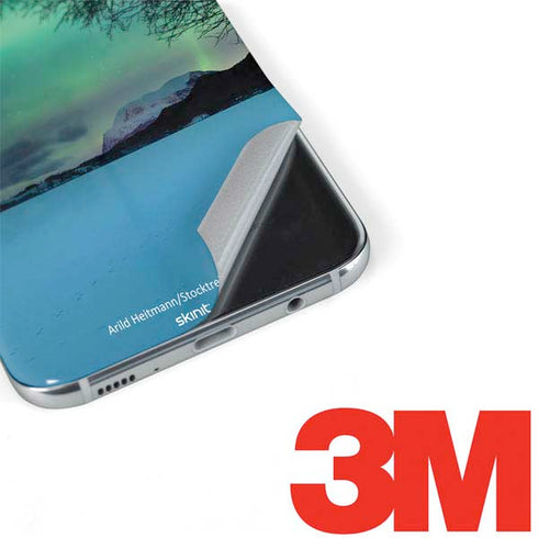 StockTrek Aurora Borealis over a lake in Norway Galaxy S8 Plus Skin