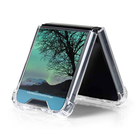 StockTrek Aurora Borealis over a lake in Norway Galaxy Z Flip5 5G Clear Case