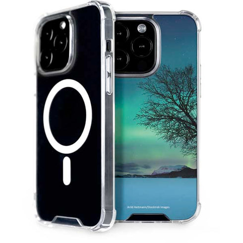 StockTrek Aurora Borealis over a lake in Norway iPhone 15 Pro MagSafe Case