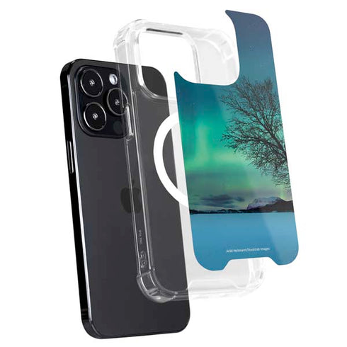 StockTrek Aurora Borealis over a lake in Norway iPhone 15 Pro MagSafe Case