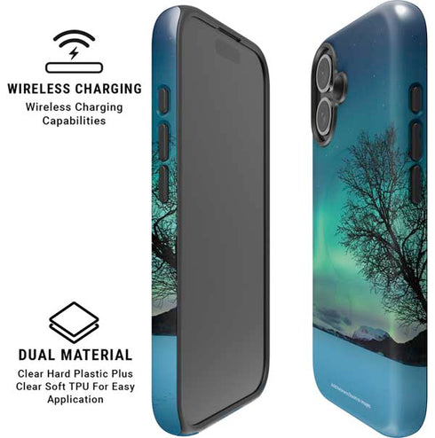 StockTrek Aurora Borealis over a lake in Norway iPhone 16 Magsafe Impact Case