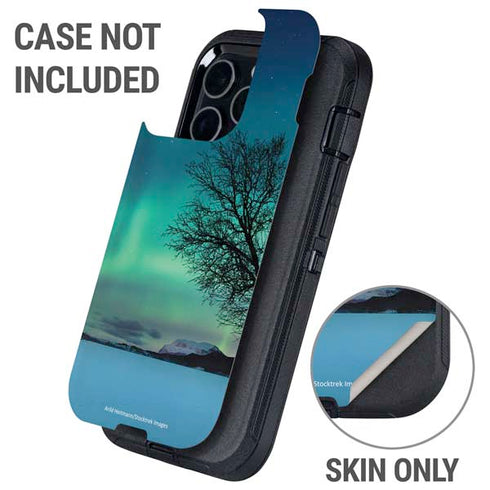 StockTrek Aurora Borealis over a lake in Norway Otterbox Defender iPhone Skin