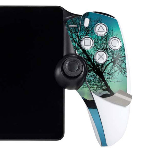 StockTrek Aurora Borealis over a lake in Norway PlayStation Portal Remote Player Skin