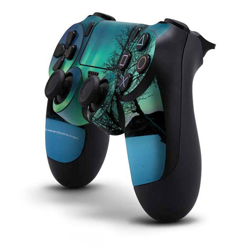 StockTrek Aurora Borealis over a lake in Norway PS4 Controller Skin