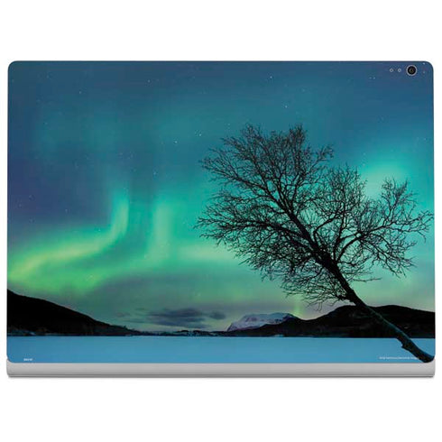 StockTrek Aurora Borealis over a lake in Norway Surface Book 2 13.5in Skin