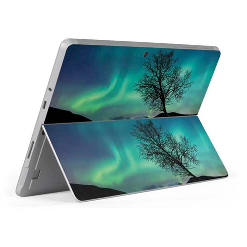 StockTrek Aurora Borealis over a lake in Norway Surface Go Skin